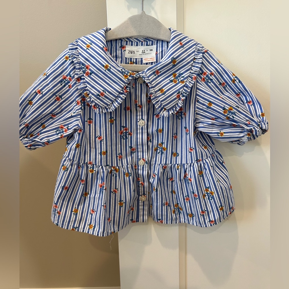 Zara Kids Blue and White Striped Floral Blouse Size 3-4